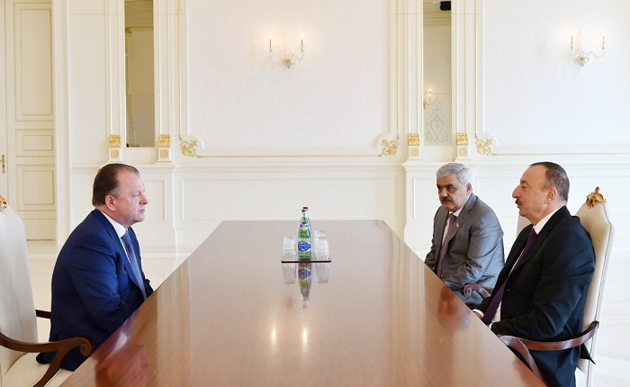Le président Ilham Aliyev a reçu Marius Vizer, président de la Fédération internationale de judo